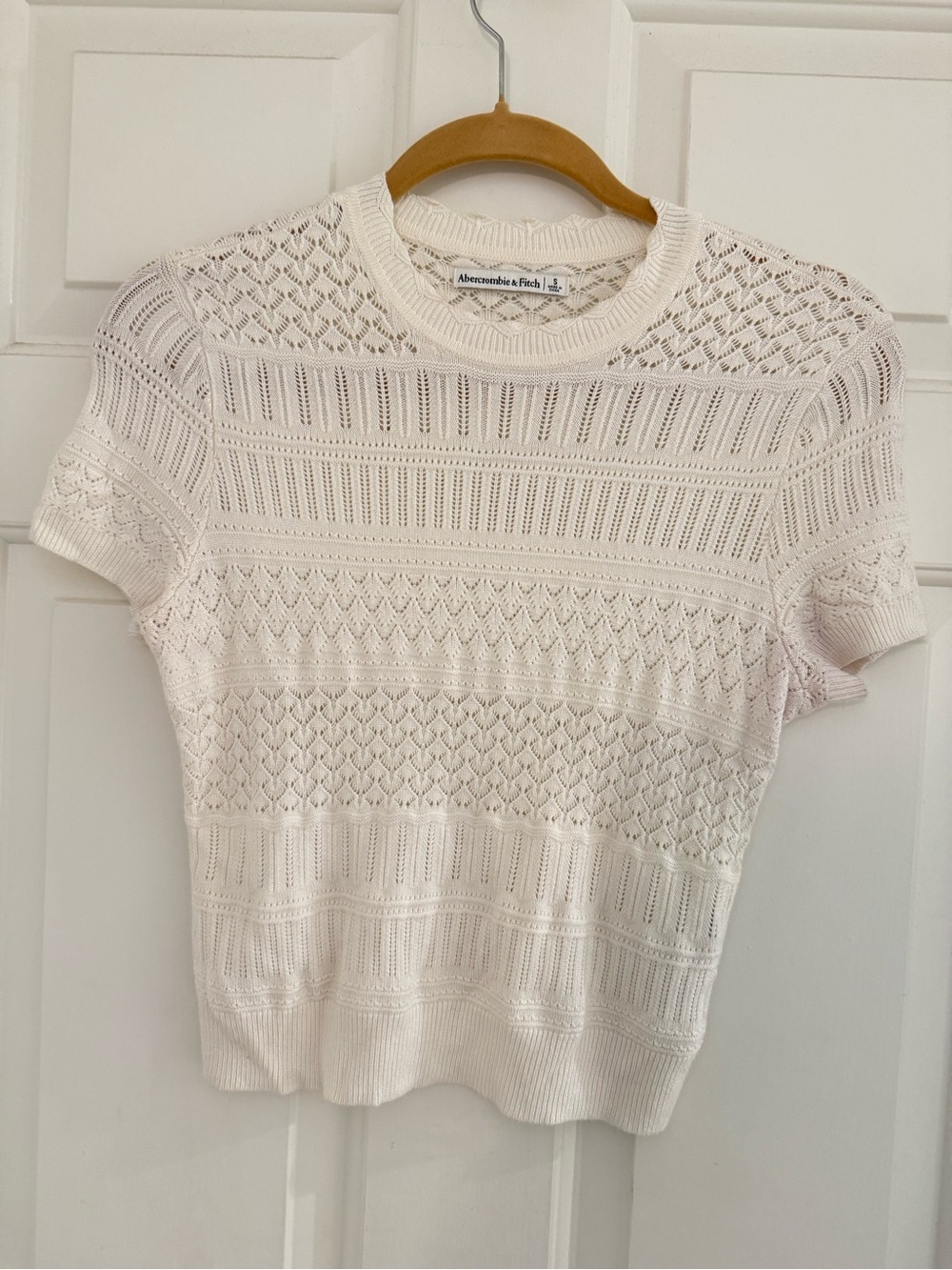 Abercrombie and fitch pointelle cropped, crochet, sheer short sleeve sweater S